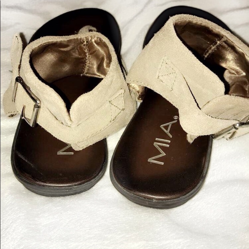 MIA sandals
